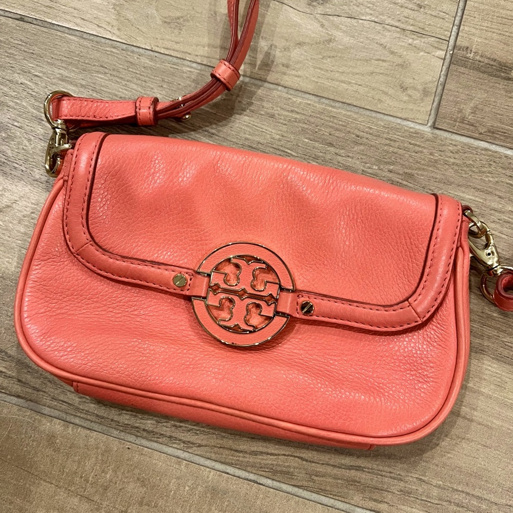 Tory Burch Amanda Crossbody- BARELY USED!